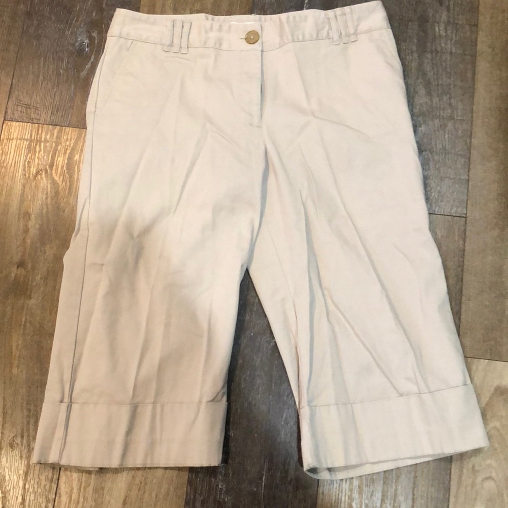 Cato Khaki Capris Plus Size 14‎